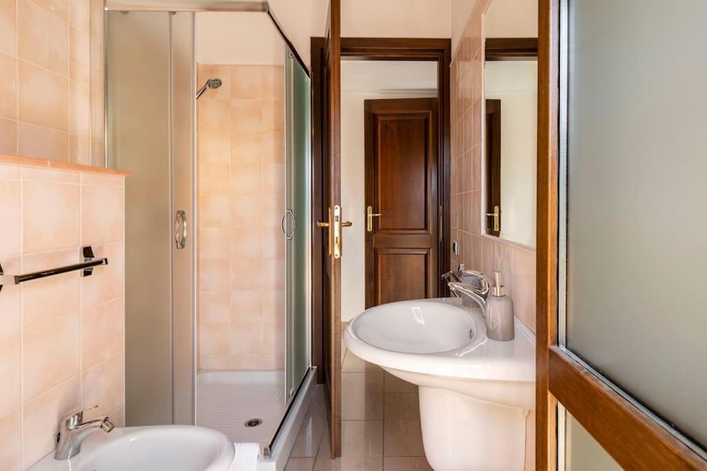 Dimoras Bellissimo Appartamento Centrocitta Olbia Exterior photo