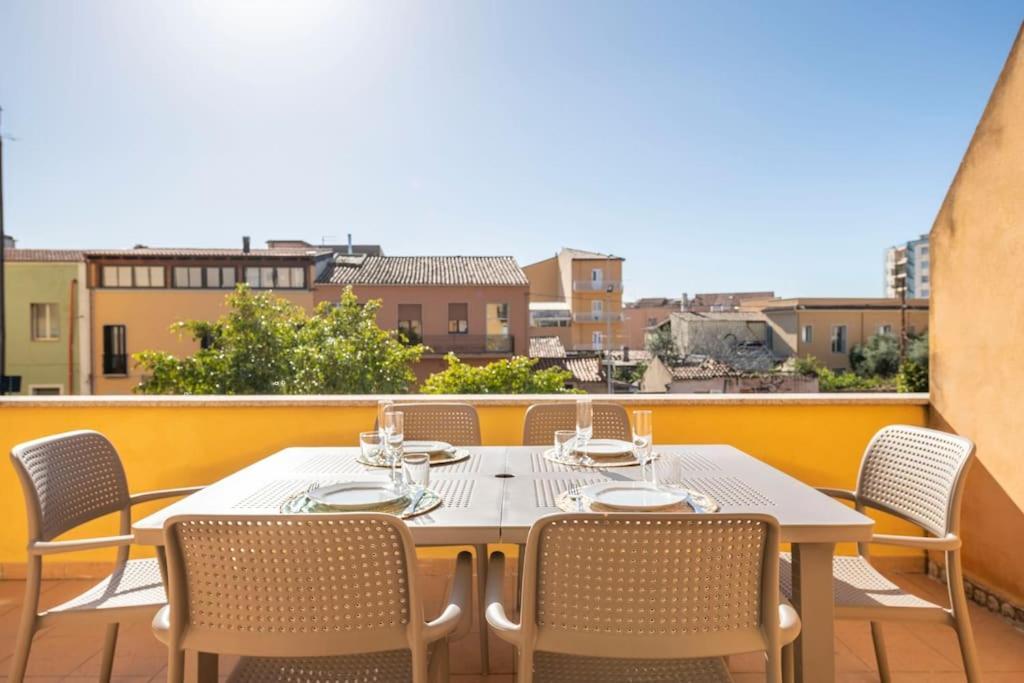 Dimoras Bellissimo Appartamento Centrocitta Olbia Exterior photo