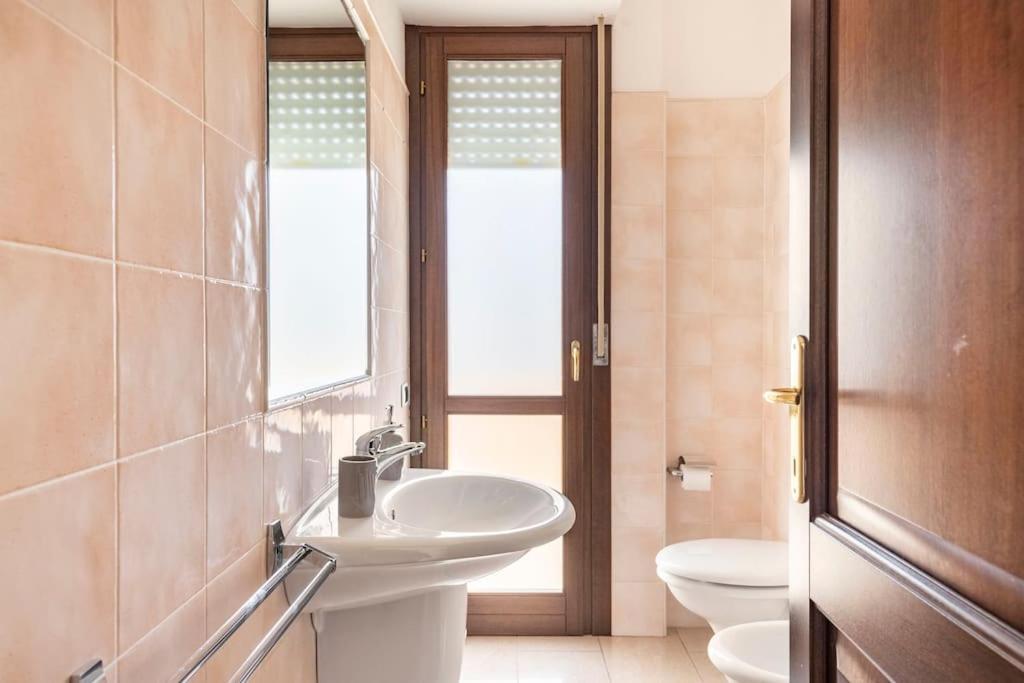 Dimoras Bellissimo Appartamento Centrocitta Olbia Exterior photo