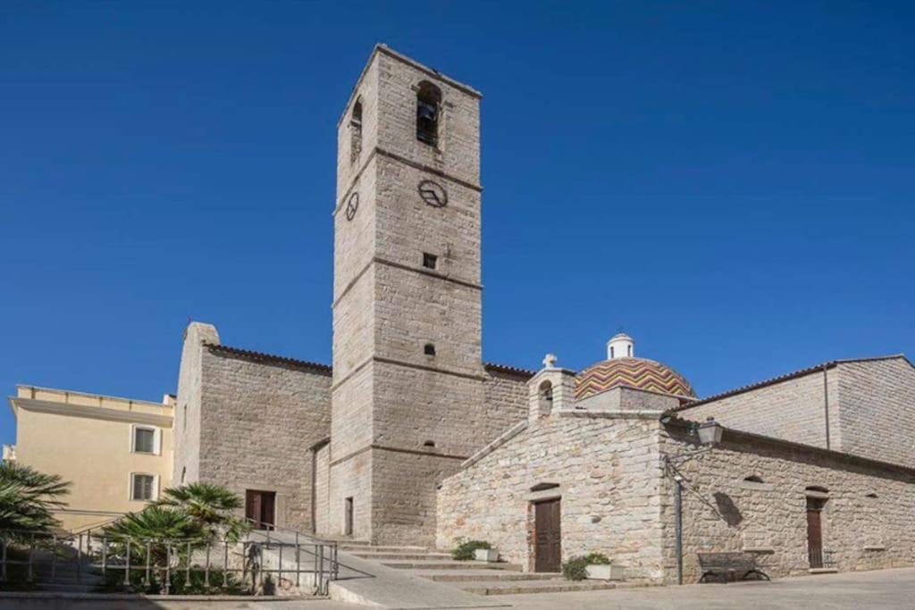 Dimoras Bellissimo Appartamento Centrocitta Olbia Exterior photo